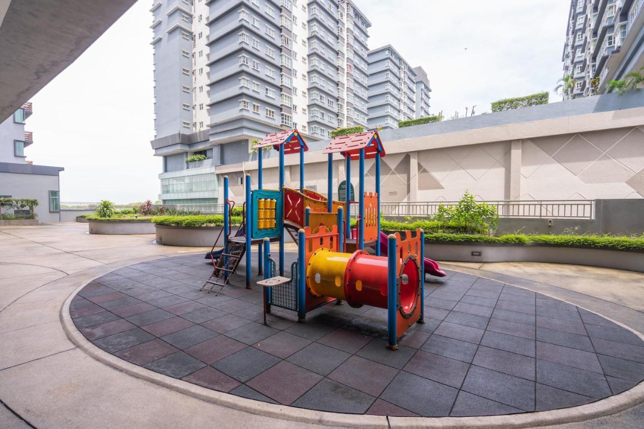 Apartment Cozy 2-bedroom For 4 Pax With Pool - Subang Jaya